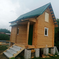 Дачный домик из оцилиндрованного бревна